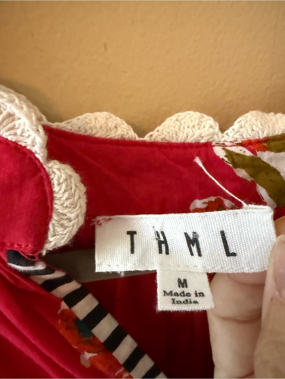 THML blockprint red popover Shift Dress M - Picture 4 of 9